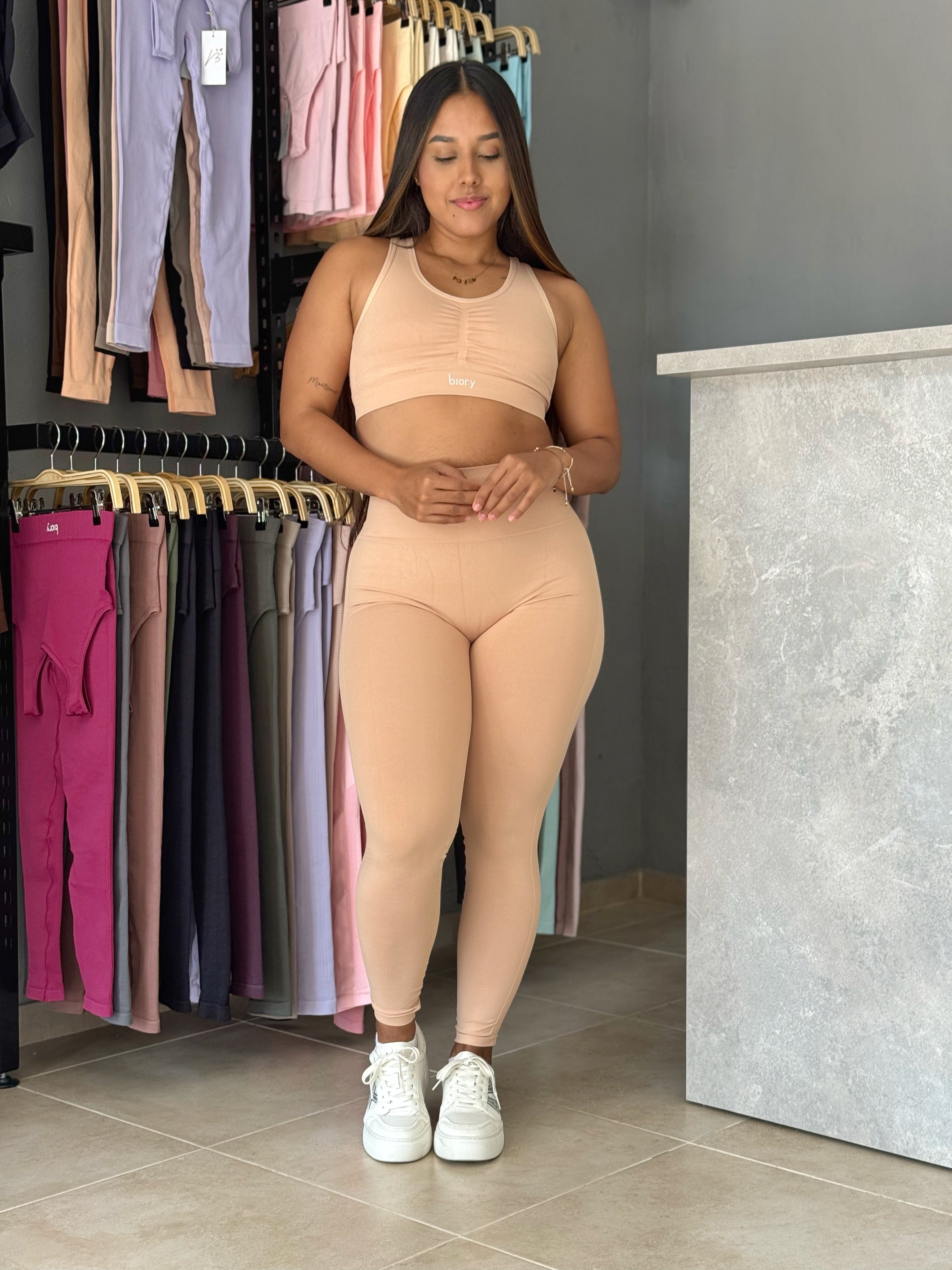 Set LG & Top Celine Arena