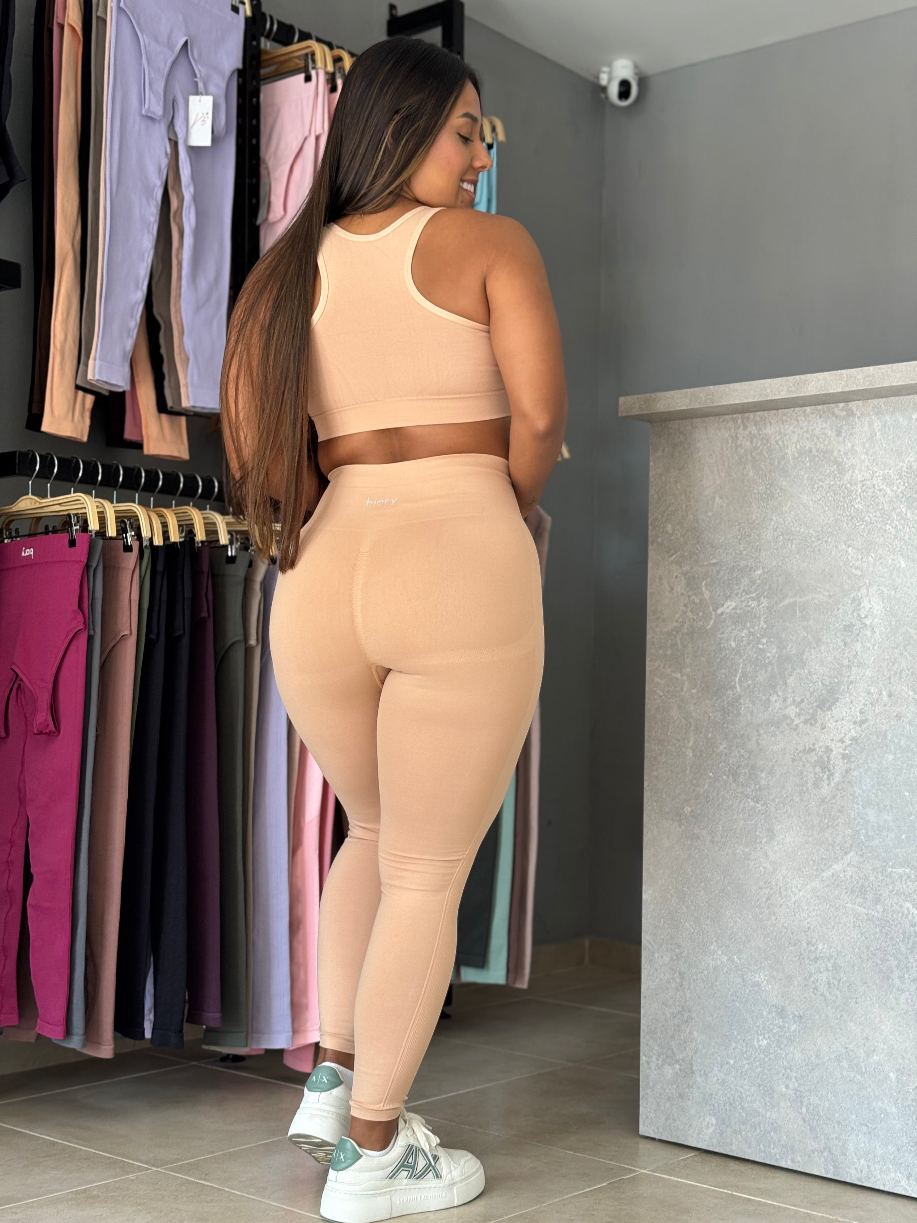 Set LG & Top Celine Arena